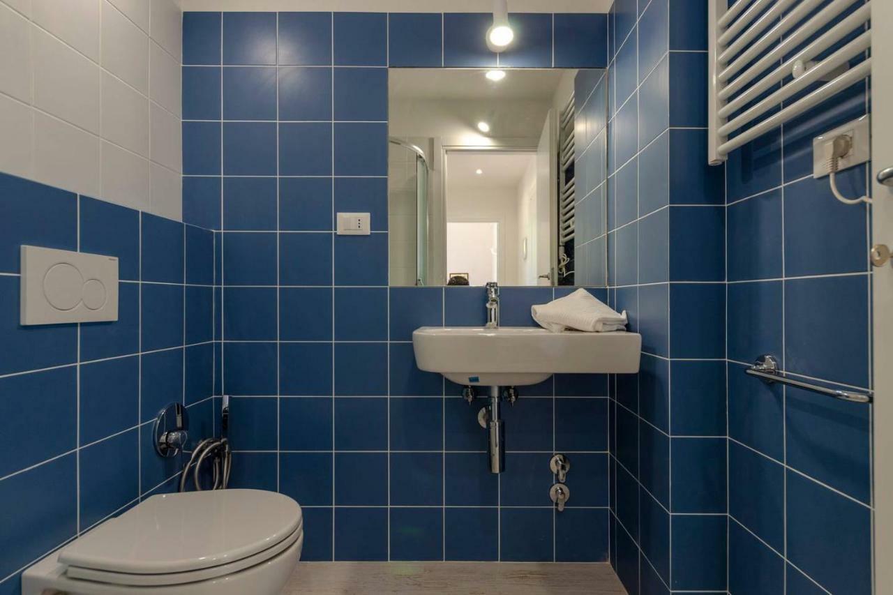 ヴェルナッツァJoivy Lovely Apt For 2, With Terrace And Lovely Viewアパートメント エクステリア 写真