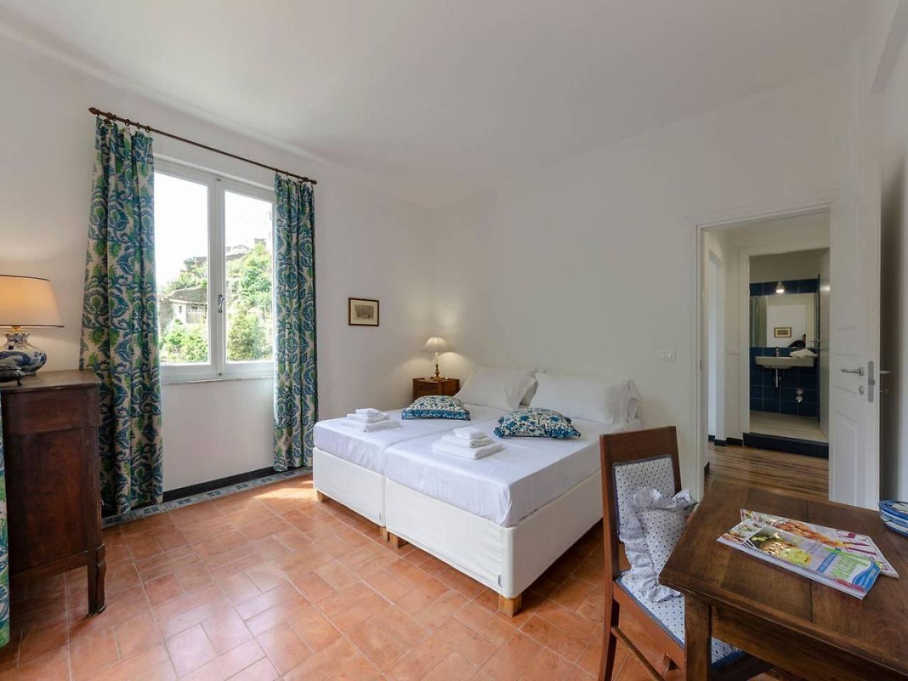 ヴェルナッツァJoivy Lovely Apt For 2, With Terrace And Lovely Viewアパートメント エクステリア 写真