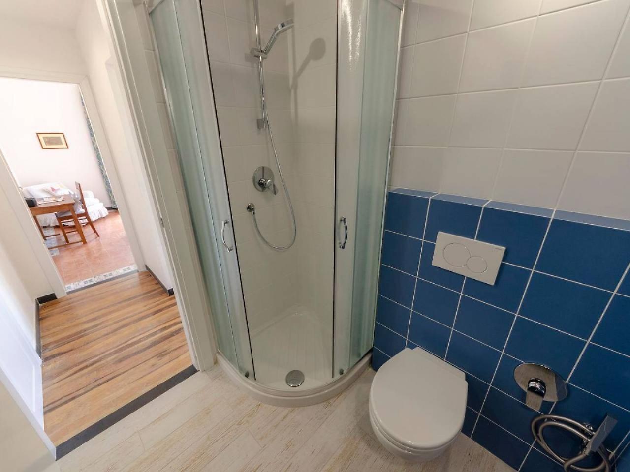ヴェルナッツァJoivy Lovely Apt For 2, With Terrace And Lovely Viewアパートメント エクステリア 写真